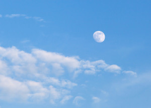moon-blue-sky